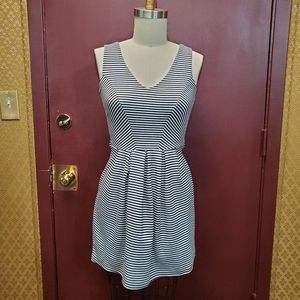 ⭐Black and White Knit Dress